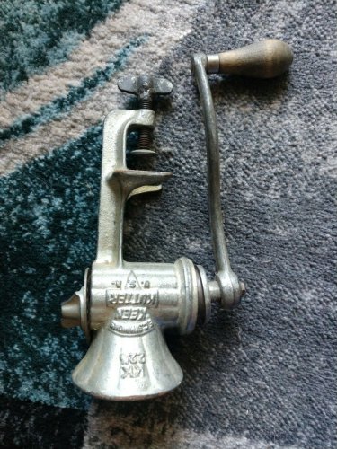 VINTAGE ANTIQUE KEEN CUTTER MEAT GRINDER CHOPPER - WOOD & METAL