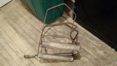 VINTAGE ANTIQUE CLOTHING WRINGER WASHER HANDLE PART - WOOL & METAL
