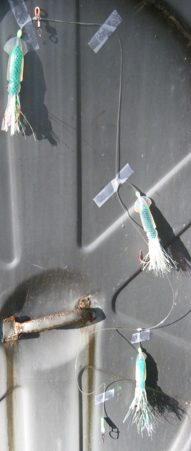 THREE SQUID"TRIPLE THREAT"JIGGING TEASER RIG