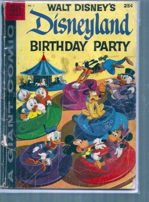 DELL GIANT COMICS DISNEY BIRTHDAY PARTY # 1, 2.0 GD 