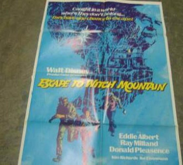Escape To Witch Mountain # 7535, 7.0 FN/VF