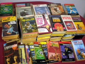 VINTAGE FANTASY/SCI-FI PAPERBACK LOT OF 20 # 20, 2.0 GD 