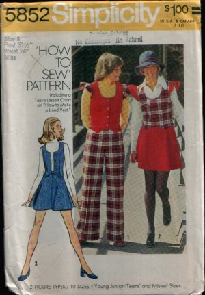 Simplicity 5852