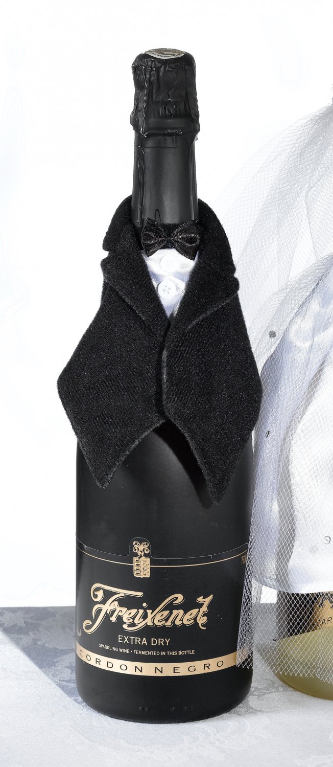 Groom Bottle Cover