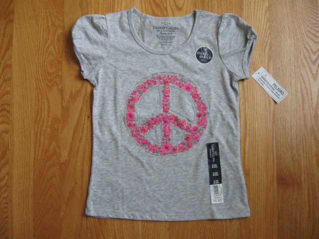 FADED GLORY SIZE S (6 - 6X) GRAY T-SHIRT W/ PINK PEACE SYMBOL NEW WITH TAG