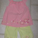 GYMBOREE GIRLS SIZE 3-6 mo. SALMON PINK & GREEN 2 PIECE OUTFIT CAPRIS CROPPED PANTS EMBROIDERY