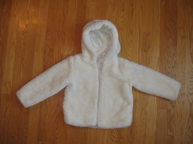 OLD NAVY GIRL'S SIZE 5 IVORY FAUX FUR WINTER COAT OUTERWEAR W/ HOOD DRESSY JACKET