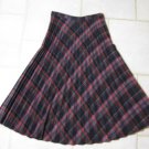 UNIVERSITY PARK JUNIOR'S SIZE 11 BLACK PLEATED PLAID SKIRT HOLIDAY CHRISTMAS MADE IN USA