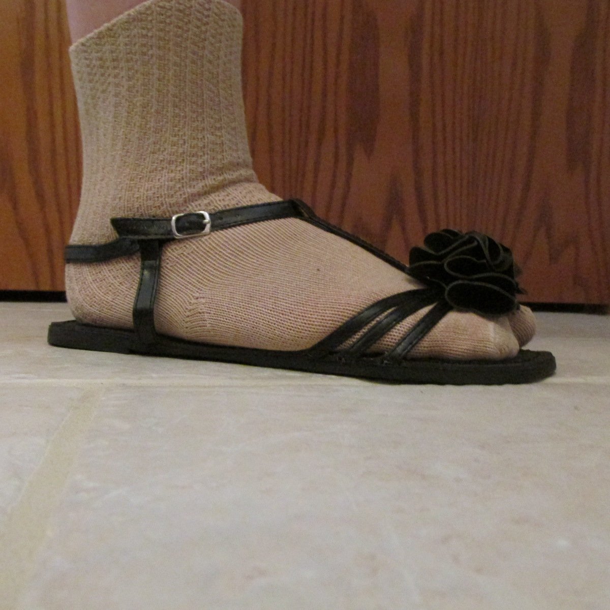WOMEN'S SIZE 8 BLACK SHOES EGYPTIAN SANDALS SUMMER FLATS CASUAL FLIP