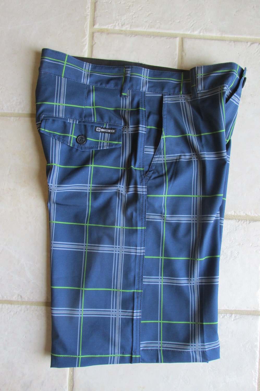 OP OCEAN PACIFIC MEN'S SIZE 28 30 SHORTS NAVY LIME & GRAY PLAID