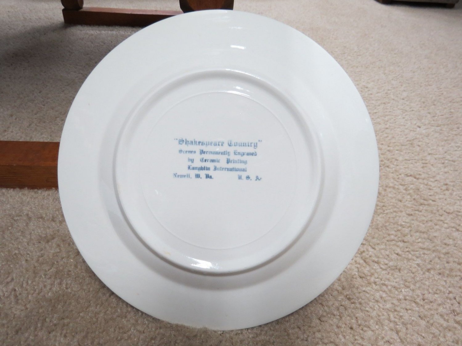 VINTAGE LAUGHLIN SHAKESPEARE COUNTRY PLATE BLUE & WHITE DINNER SCROLL ...