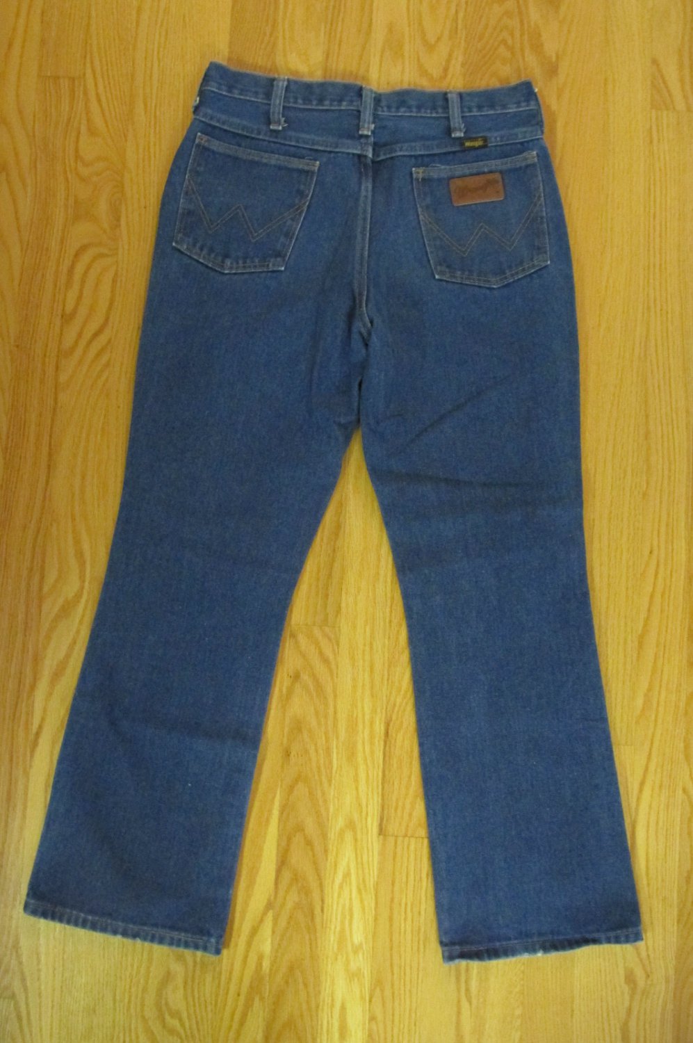 WRANGLER MEN'S SIZE 31 X 29 JEANS MED BLUE STONE WASHED BOOT CUT ...