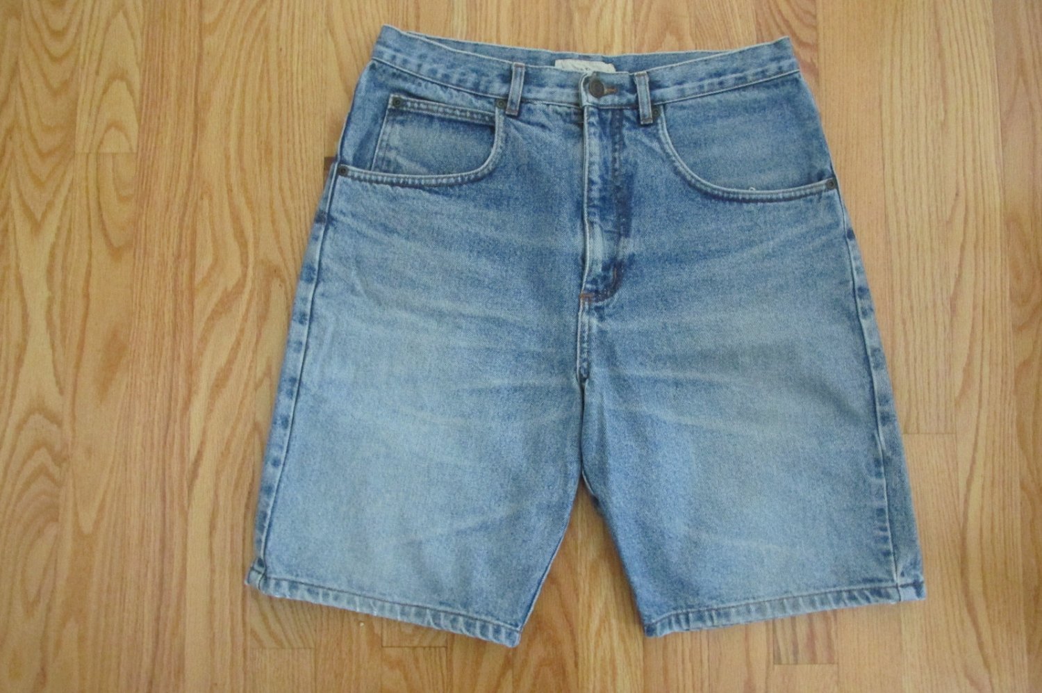 GREATLAND MEN'S SIZE 30 JEANS SHORTS MEDIUM BLUE STONE WASHED DENIM HIPSTER