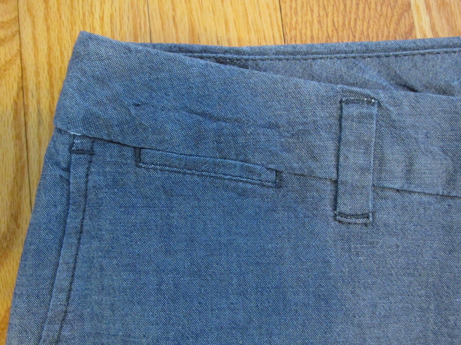 FADED GLORY WOMEN'S SIZE 6 JEAN SHORTS MED BLUE CHAMBRAY WALKING BERMUDA CHINO NWT