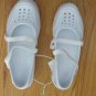 WOMEN'S SIZE 5 / 6 SHOES WHITE FLATS WATER NWT SIMILAR TO CROCS