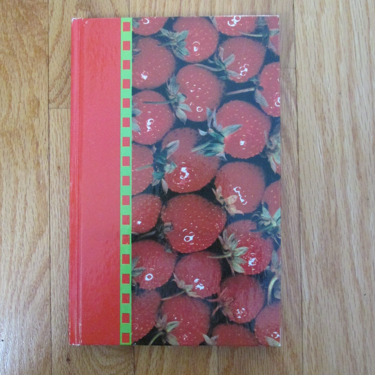 LANDOLS HARDBOUND JOURNAL BOOK RED STRAWBERRIES COVER LINED PAGES NEW