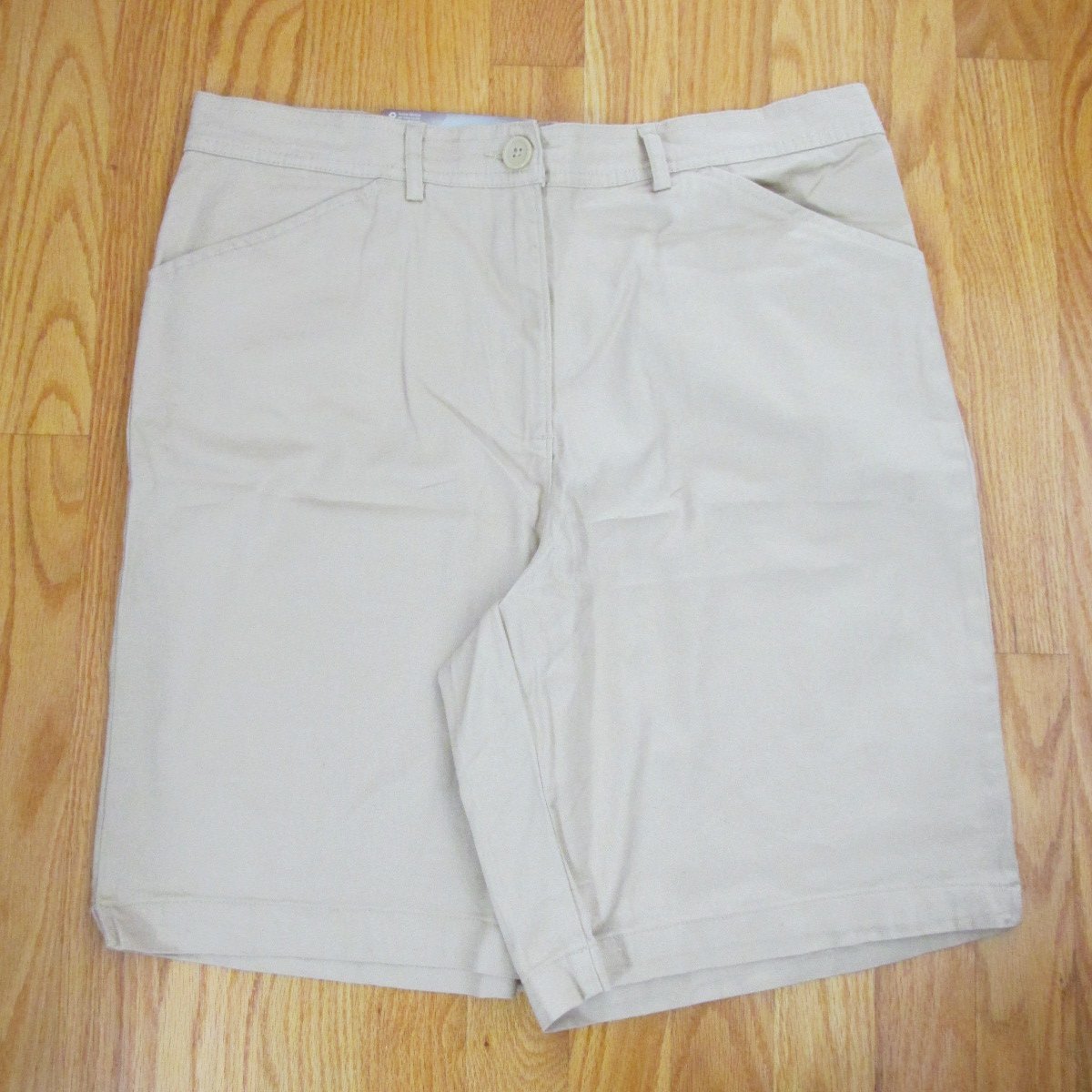 white stag women's pull on shorts