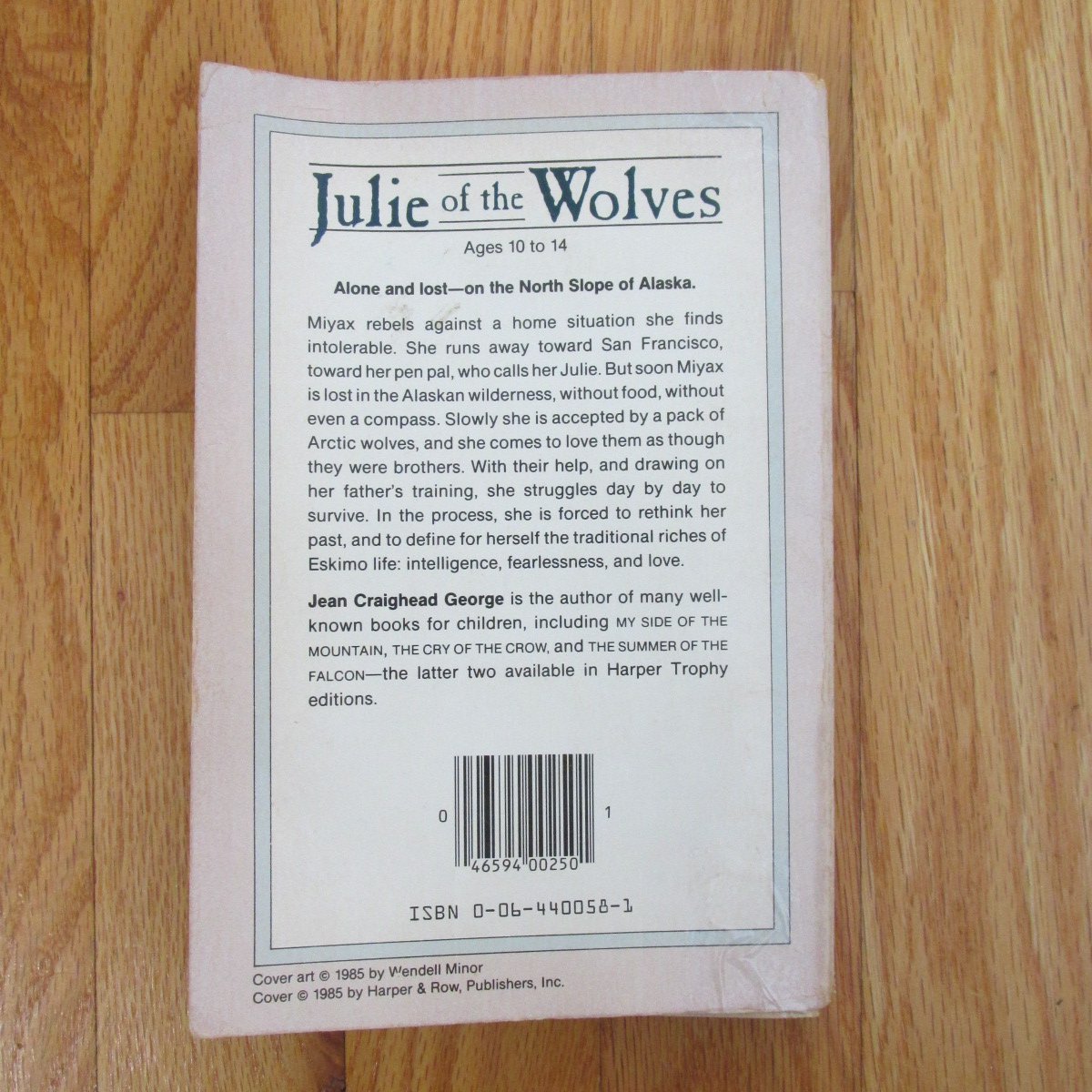 JULIE OF THE WOLVES BOOK JEAN CRAIGHEAD GEORGE NOBEL HARPER & ROW 1972
