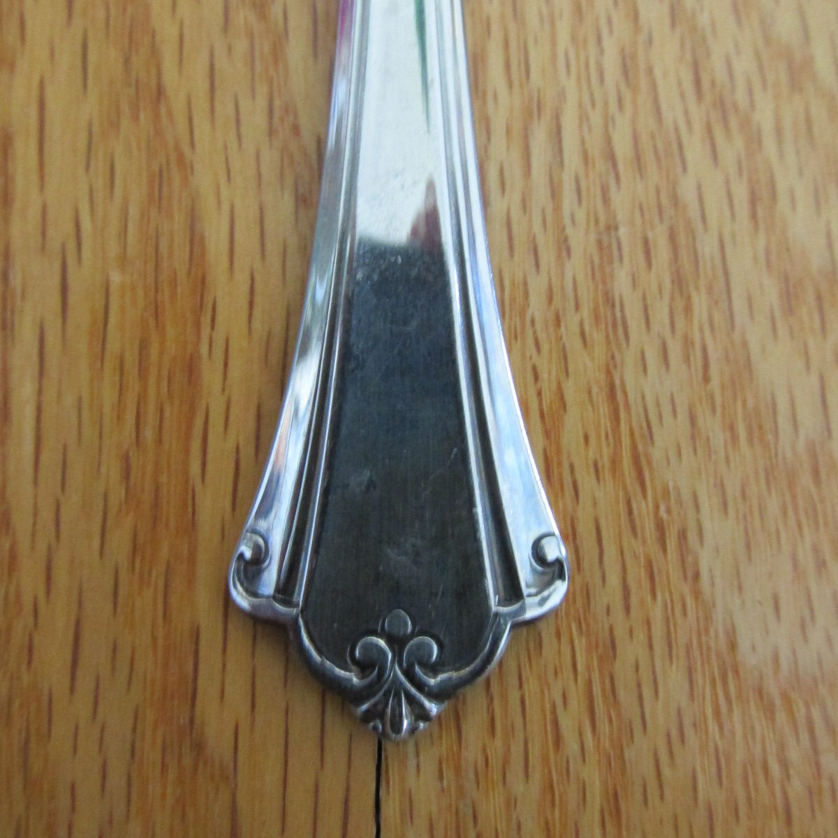 ONEIDA DELUXE STAINLESS FLATWARE ANTICIPATION 3 SALAD FORKS SILVERWARE