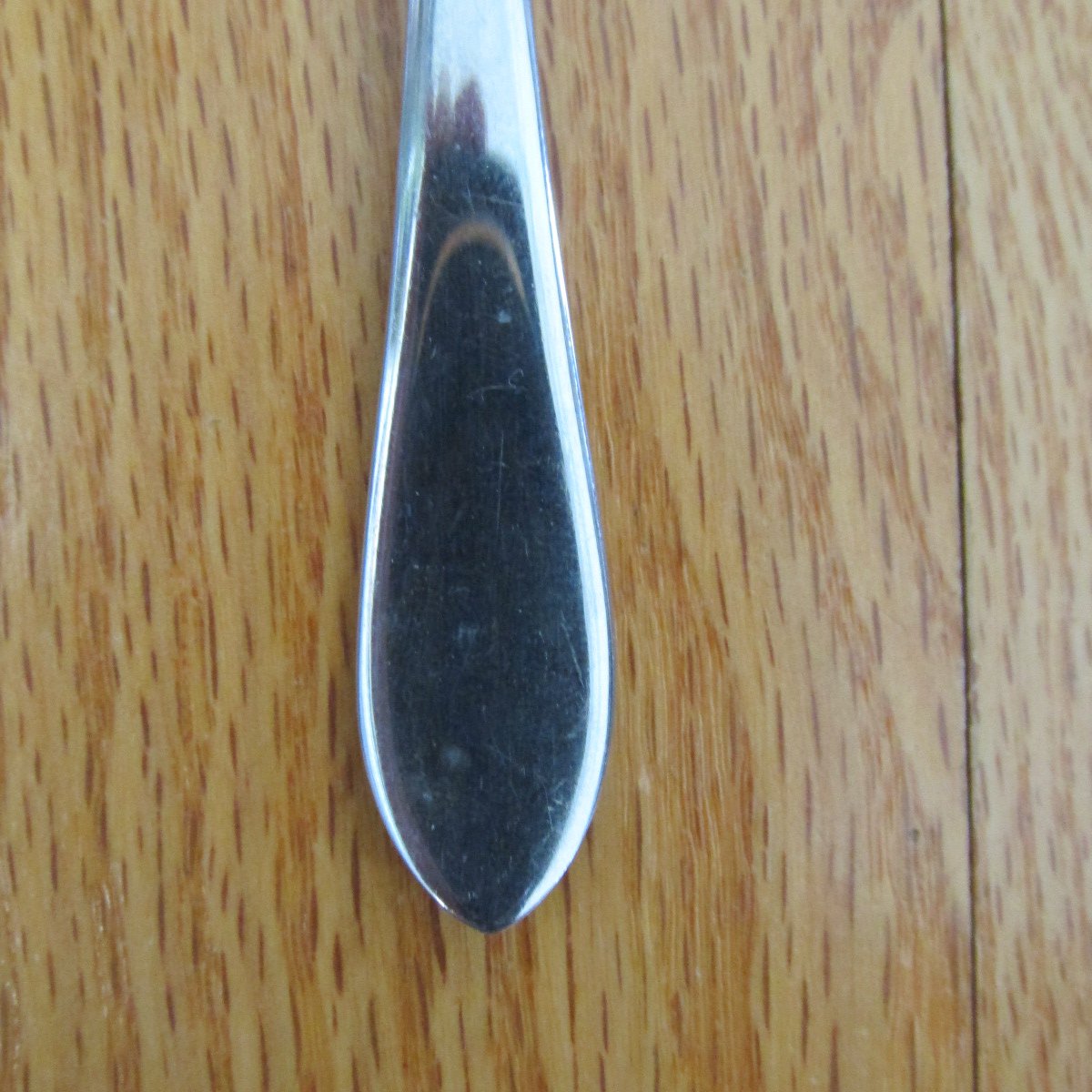 GINKGO 18 / 8 STAINLESS FLATWARE KOREA LINDEN BUTTER KNIFE SILVERWARE