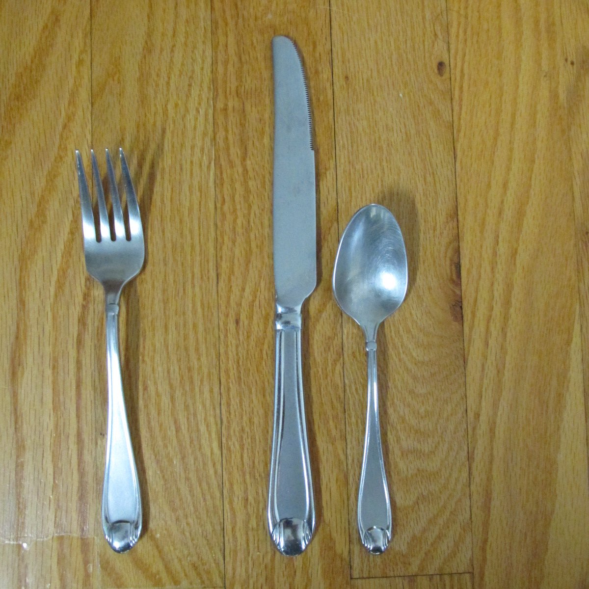 ONEIDA STAINLESS FLATWARE 18 / 10 SATIN 3 PC SET KNIFE, FORK