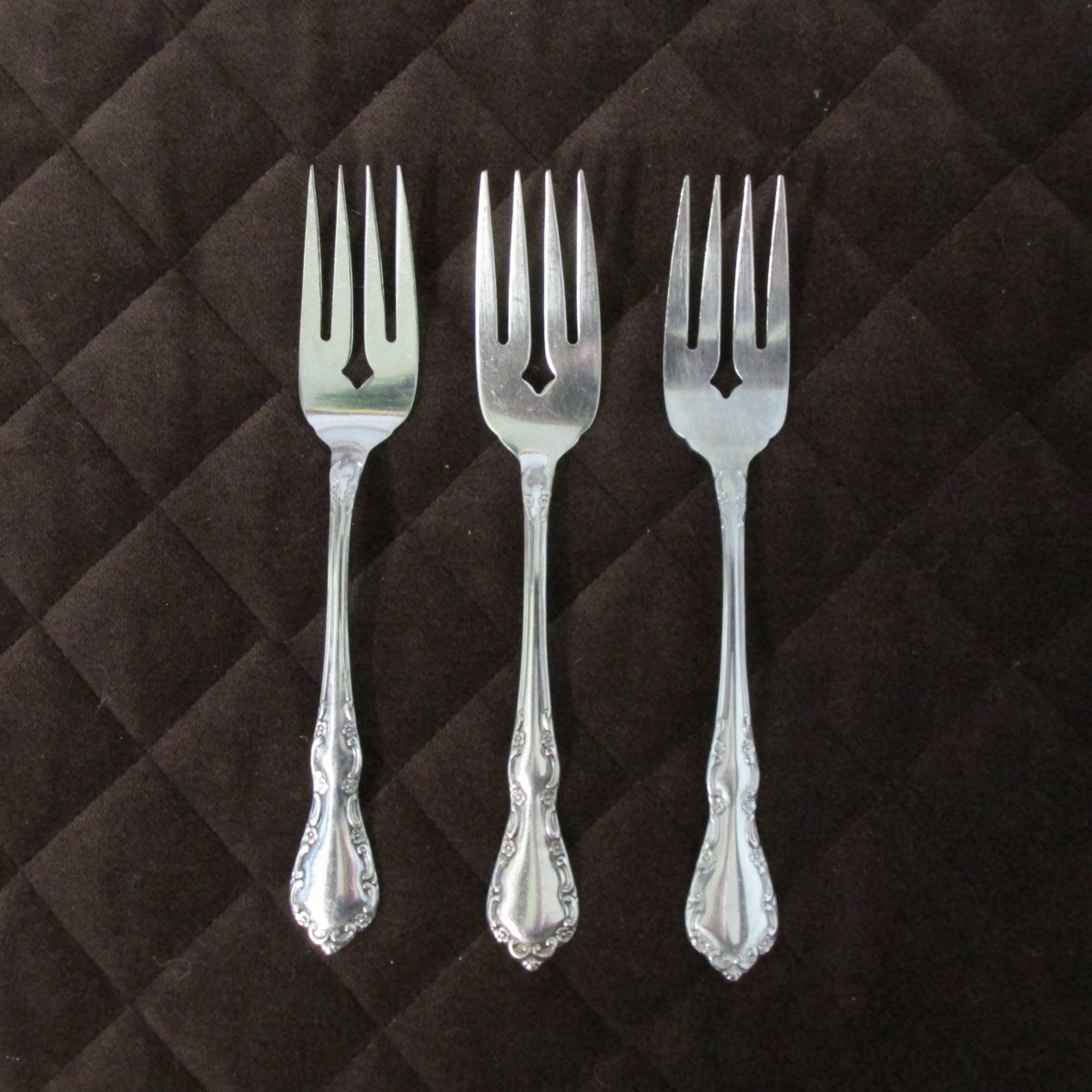 ONEIDA DISTINCTION DELUXE HH STAINLESS FLATWARE MANSION HALL 18 PC SET ...