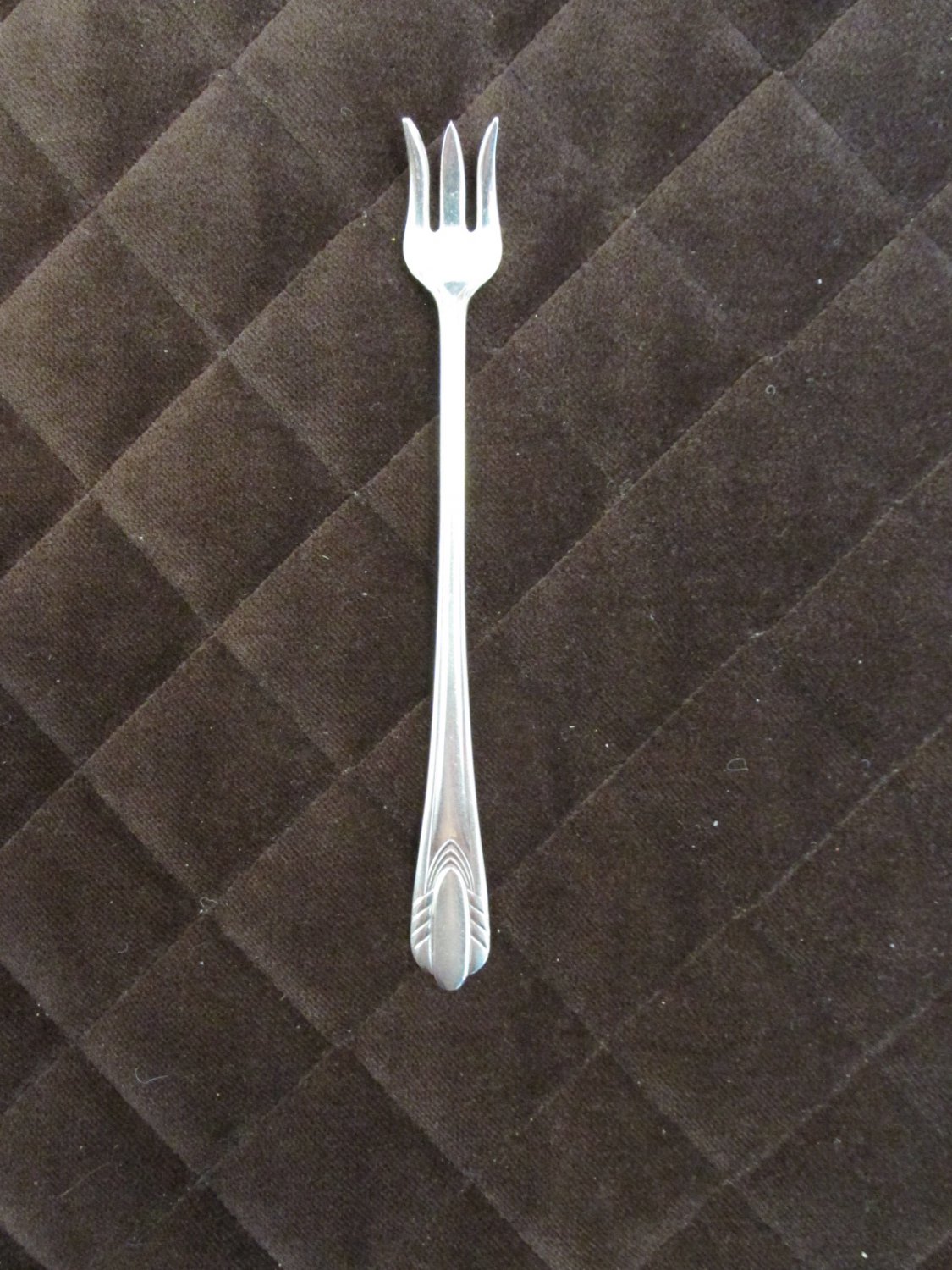 N S NATIONAL STAINLESS 18 / 8 FLATWARE NST 42 COCKTAIL SEAFOOD PICKLE FORK SILVERWARE REPALCEMENT