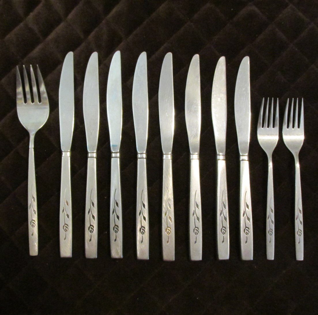 Oneida Oneidacraft Deluxe Stainless Flatware Capistrano Set Of 13 Silverware Replacement