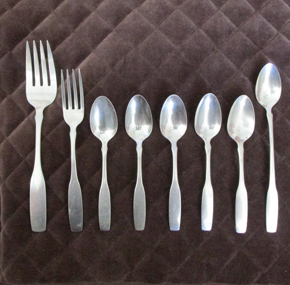 ONEIDA COMMUNITY STAINLESS FLATWARE PAUL REVERE SET of 19 SILVERWARE
