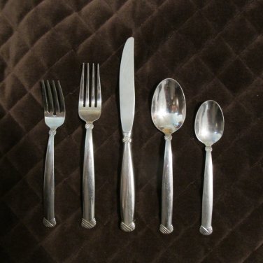 ONEIDA STAINLESS USA FLATWARE RATTAN SET of 24 SILVERWARE REPLACEMENT or CHOICE