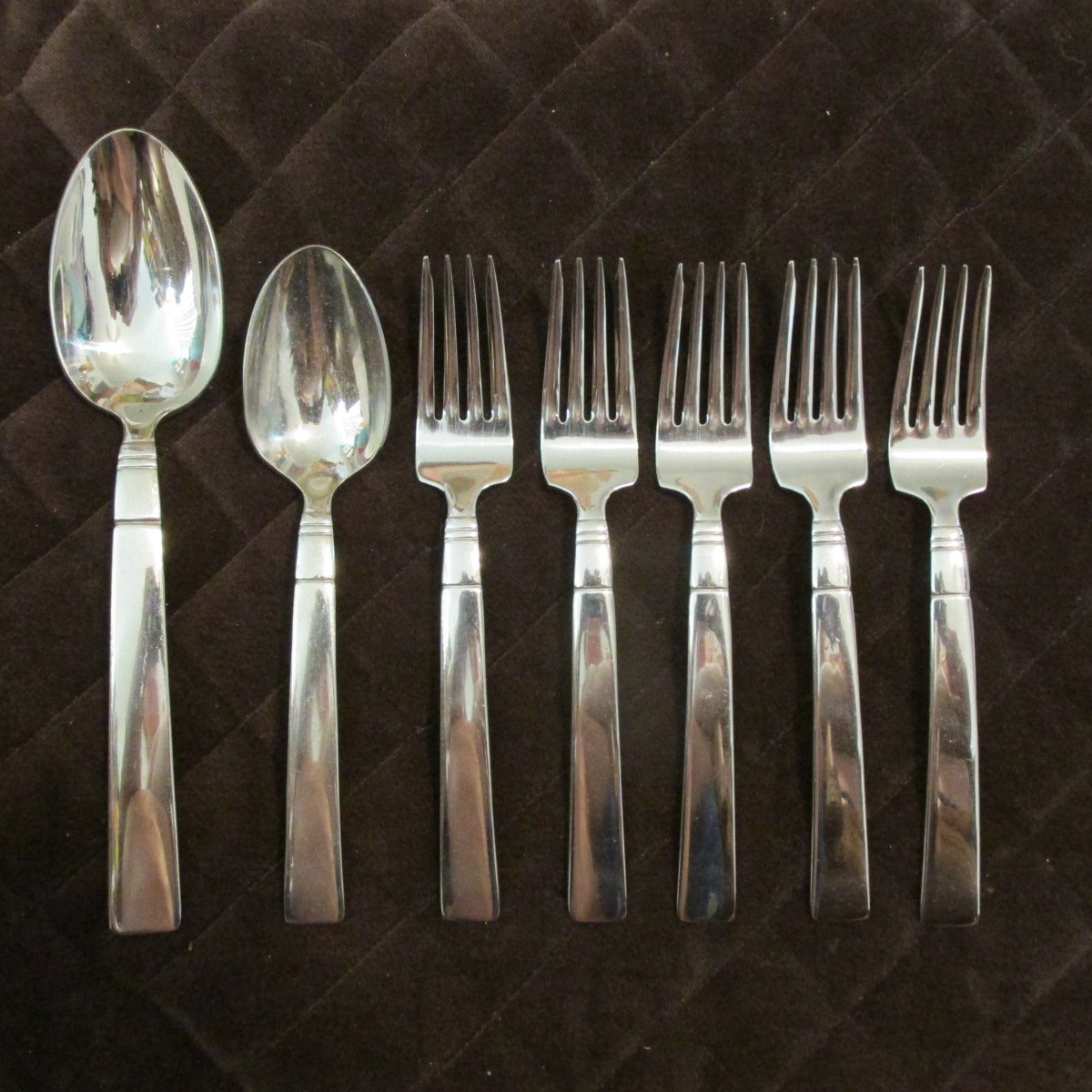 WALLACE STAINLESS CHINA 18 / 10 FLATWARE  SET of 7 SILVERWARE REPLACEMENT