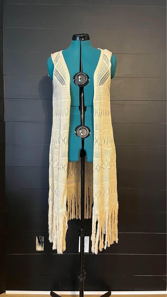 EASEL WOMEN'S SIZE M L VEST IVORY LONG CROCHET BOHO HIPPIE