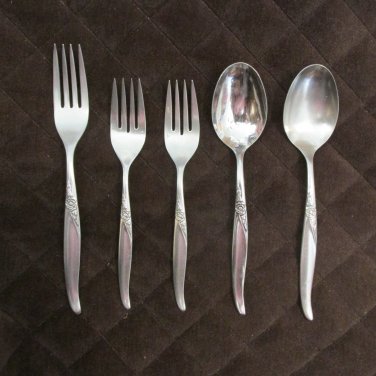 ONEIDA WM ROGERS PREMIER STAINLESS FLATWARE LA ROSE SET of 5 GLOSSY SILVERWARE REPLACEMENT