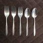 ONEIDA WEST BEND STAINLESS USA FLATWARE OHS 91 SET of 5 SILVERWARE REPLACEMENT or CHOICE