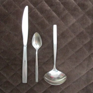 ONEIDA COMMUNITY STAINLESS FLATWARE FLIGHT SET of 3 SILVERWARE REPLACEMENT or CHOICE