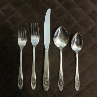 ONEIDA DELUXE STAINLESS FLATWARE POLONAISE SET of 27 SILVERWARE REPLACEMENT or CHOICE