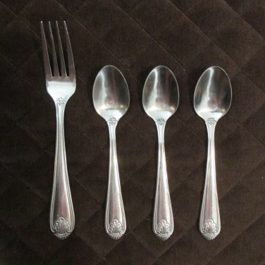ONEIDA STAINLESS FLATWARE ROYAL SHELL SET of 4 SILVERWARE REPLACEMENT RARE or CHOICE