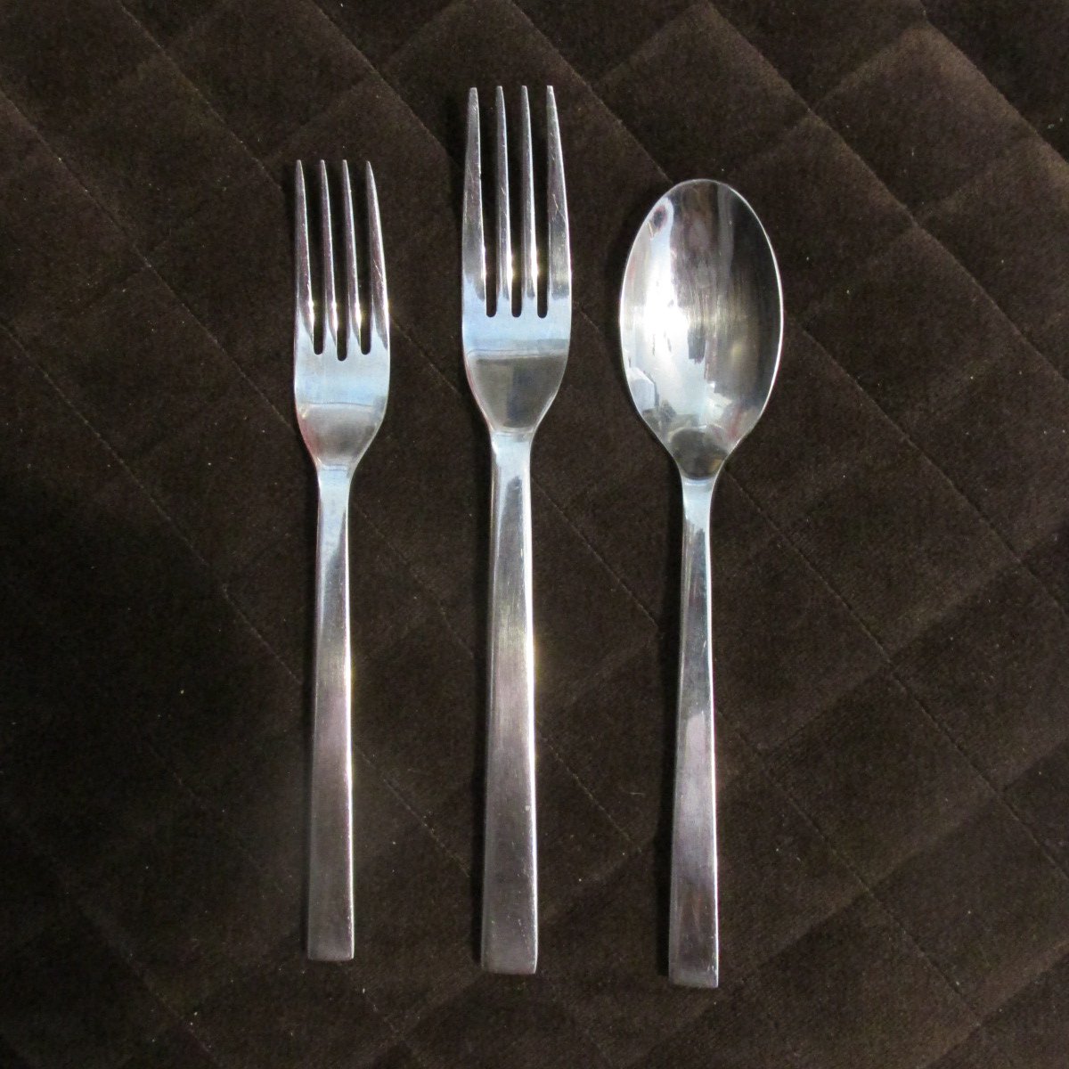 ONEIDA STAINLESS FLATWARE 18 / 0 CHEF'S TABLE SET of 6 SILVERWARE REPLACEMENT or CHOICE