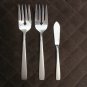 ONEIDA ONEIDACRAFT DELUXE STAINLESS FLATWARE ACCENT SATIN SET of 16 SILVERWARE REPLACEMENT