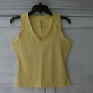 ATHLETIC WORKS WOMEN'S SIZE M (8 / 10) V NECK TANK TOP YELLOW SLEEVELESS SHIRT ATHLETIC WORKS WOMEN'S SIZE M (8 / 10) V NECK TANK TOP YELLOW SLEEVELESS SHIRT