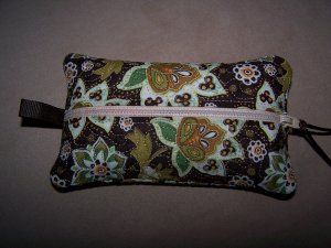 Quilted Zipper Tissue Holder