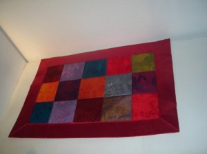 Patchwork placemat in red