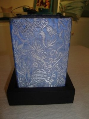 Pattern silk lantern in blue