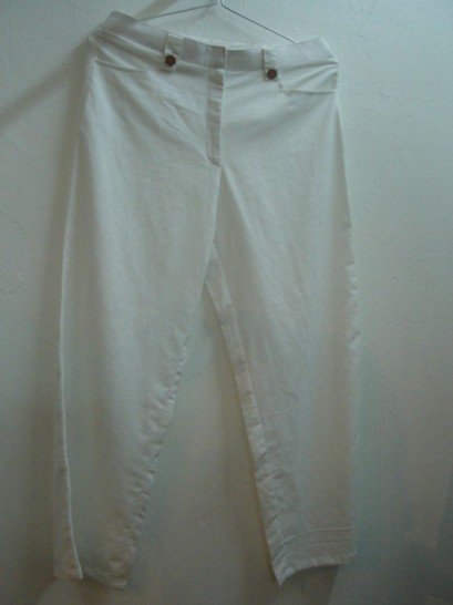 Linen pants in white