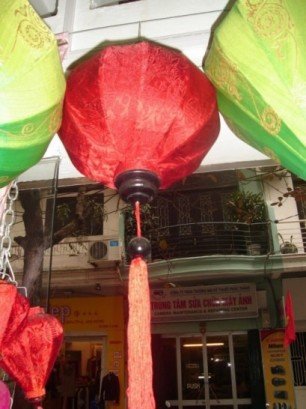 Red silk lantern (40 cm dimension)
