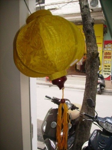 Silk lantern (20cm dimension)