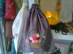 Lingerie bag in taffeta