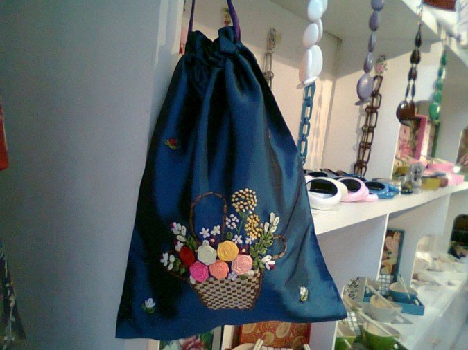 Lingerie bag in taffeta