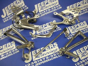 03-05 YAMAHA R6 REAR SETS