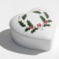 HOLLY PATTERN GLOSS CERAMIC HOLIDAY KEEPSAKE/TRINKET BOX